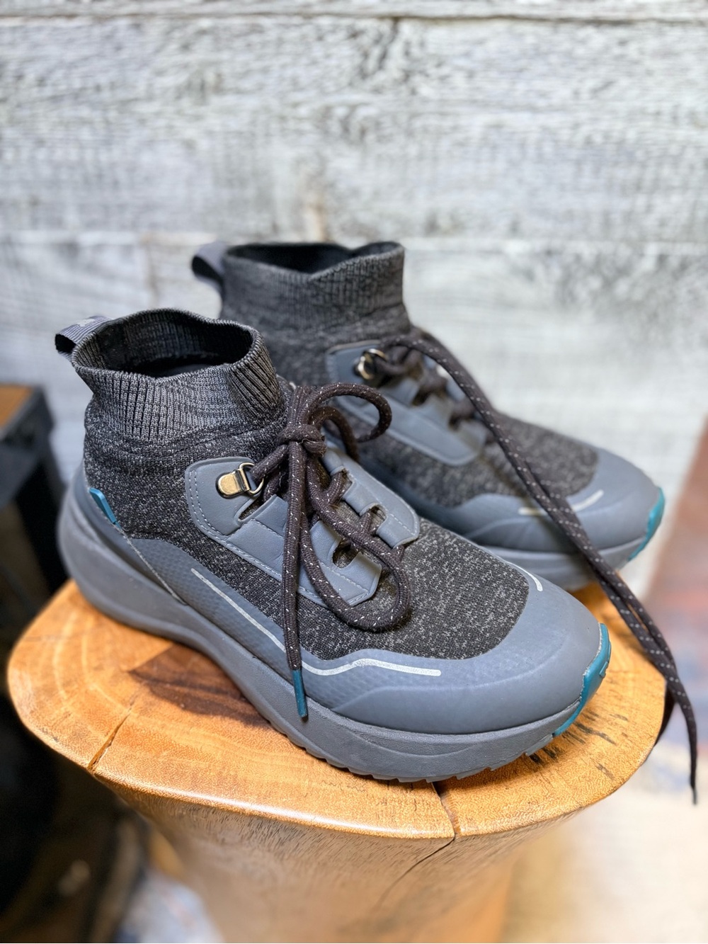 Vessi | "Cloudburst" Ankle High Waterproof Sneakers - Women's 7-7.5 *NO INSOLES